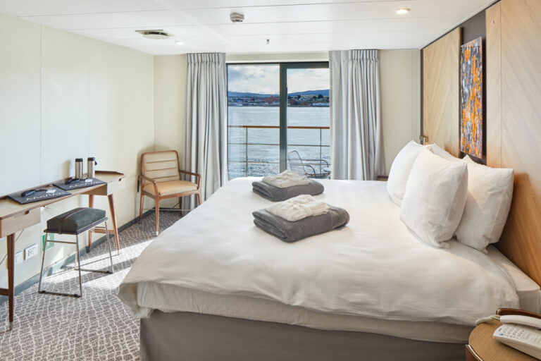 Deluxe Veranda Kabine der Magellan Explorer von Antarctica21