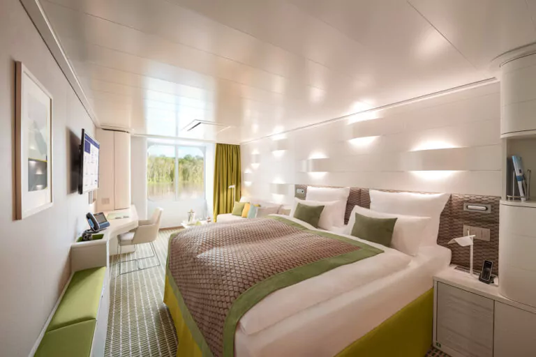 Hapag-Lloyd HANSEATIC nature Außenkabine