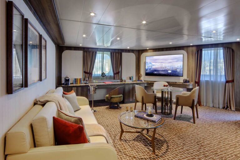 Seabourn Venture Owner’s Suite