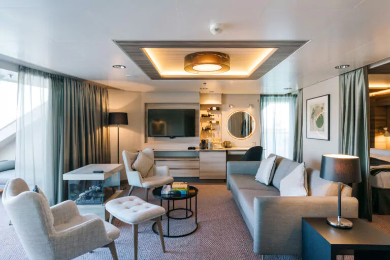 Expedition XL Suite mit Balkon MS Fridtjof Nansen von Hurigruten