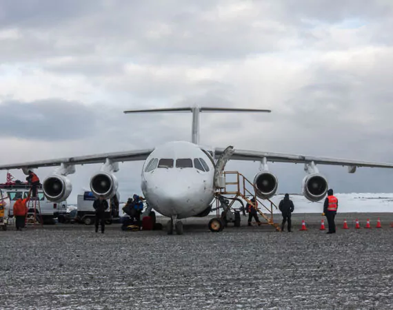 Antarktis Flugkreuzfahrt Antarktische Halbinsel Sudgeorgien Magellan Explorer