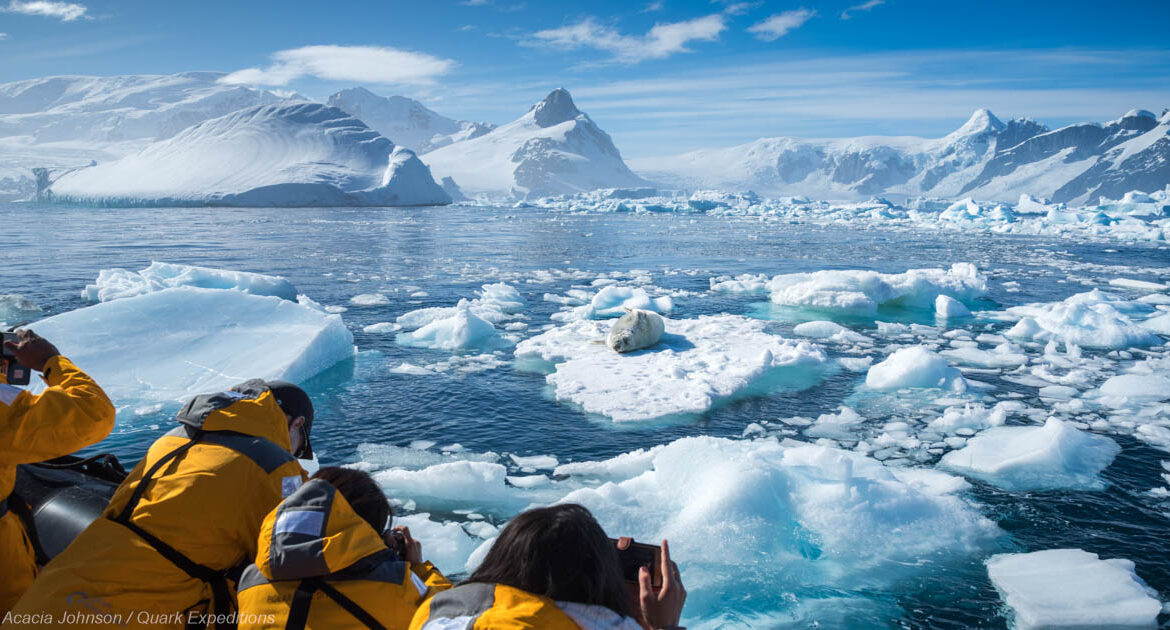 Antarktis Express Südlicher Polarkreis Ocean Explorer © Acacia Johnson Quark Expeditions