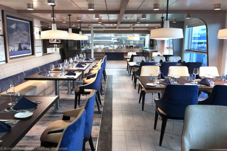 Rockhopper Restaurant auf dem Schiff Sylvia Earle