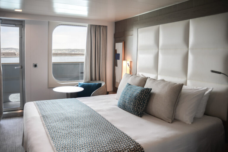 L Austral Deluxe Kabine ©PONANT-TamarSarkissian