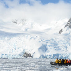 Feiere die Höhepunkte der Antarktis Reise von von Polar Latitudes