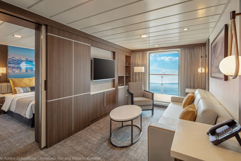 Captain's Suite der Sylvia Earle Aurora Expeditions Benjamin Tan and Masano Kawana