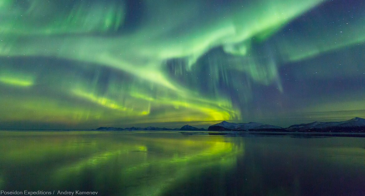 Nordlichter im Osten von Grönland Poseidon Expeditions Andrey Kamenev
