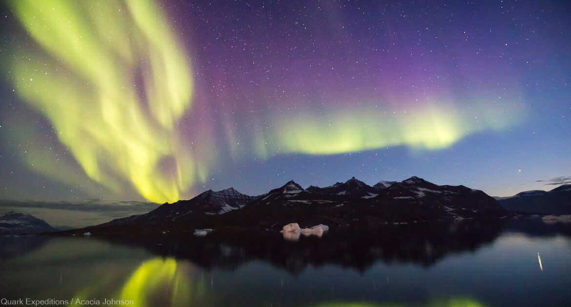 Titelbild Nordlichter in Grönland in der Arktis Quark Expeditions Acacia Johnson