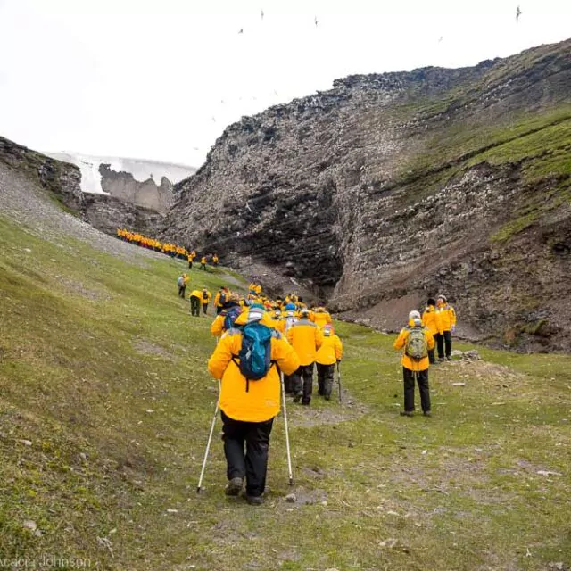 Wanderung in Spitzbergen Arktis Quark Expeditons Acacia Johnson