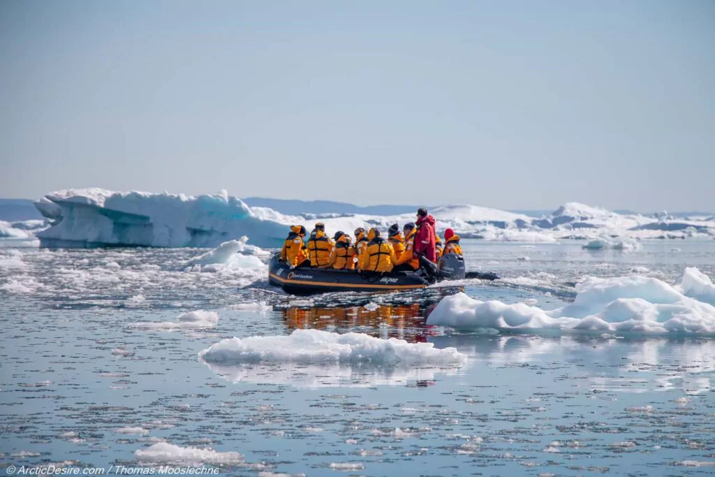 Eisberge in Ilulissat in Grönland ArcticDesire.com Thomas Mooslechner