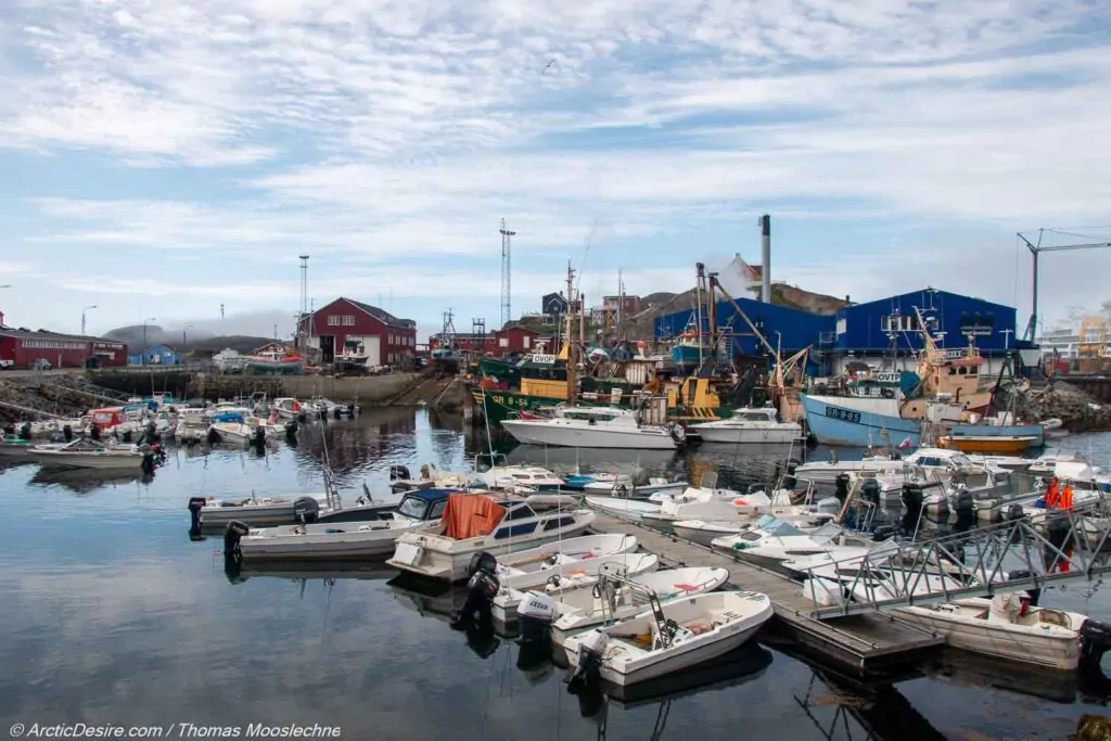 Hafen in Sisimiut Grönland ArcticDesire.com Thomas Mooslechner