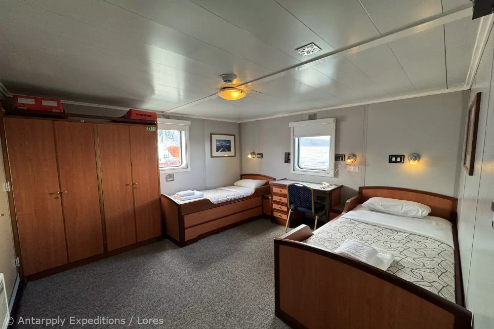Antarpply Expeditions-Superior-Twin-Lores