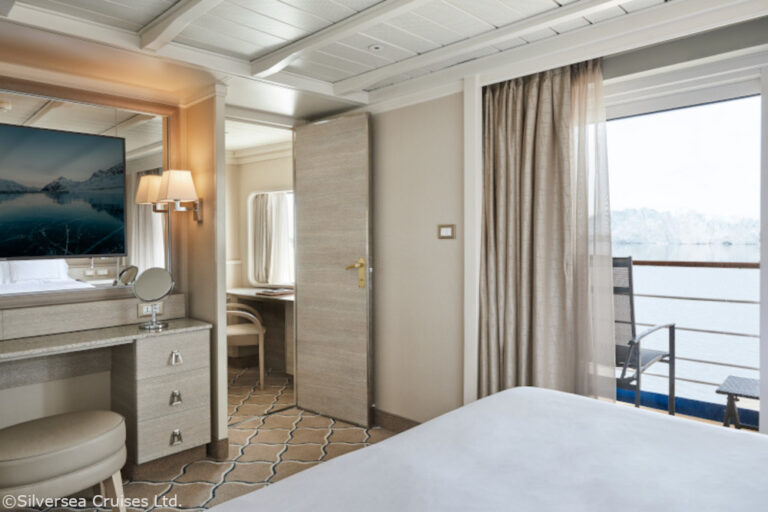 Silversea Cruises Ltd-Silver-Cloud-Grand-Suite