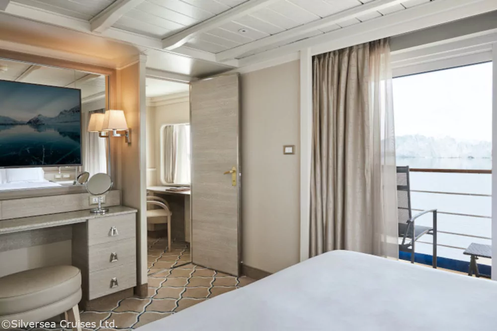 Silversea Cruises Ltd-Silver-Cloud-Grand-Suite