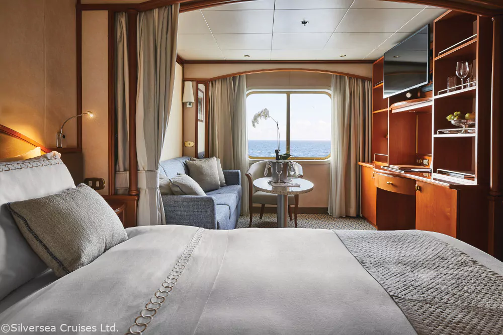 Silversea Cruises Ltd-Silver-Wind-Vista-Suite