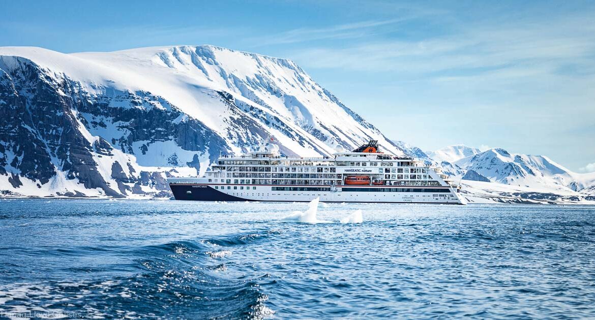 Expedition Spitzbergen-Umrundung und Nordostgronland Arktische Ikonen bei einem Gipfeltreffen Hapag-Lloyd Cruises